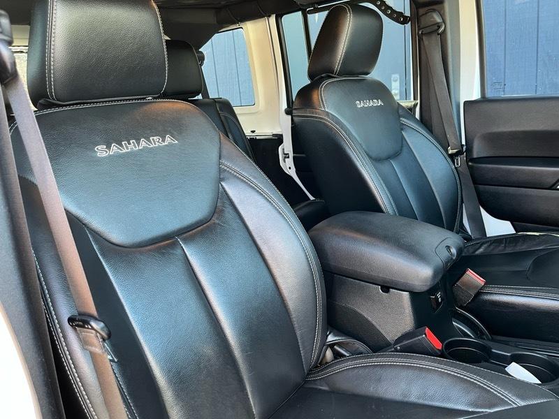 Jeep Wrangler Unlimited Sahara 4WD 2016