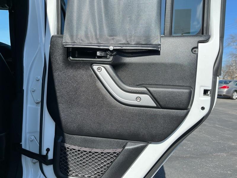 Jeep Wrangler Unlimited Sahara 4WD 2016