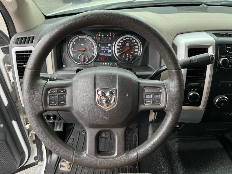 RAM 2500 SLT Crew Cab SWB 4WD 2012