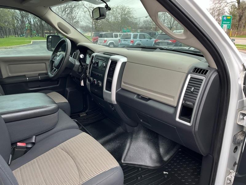 RAM 2500 SLT Crew Cab SWB 4WD 2012