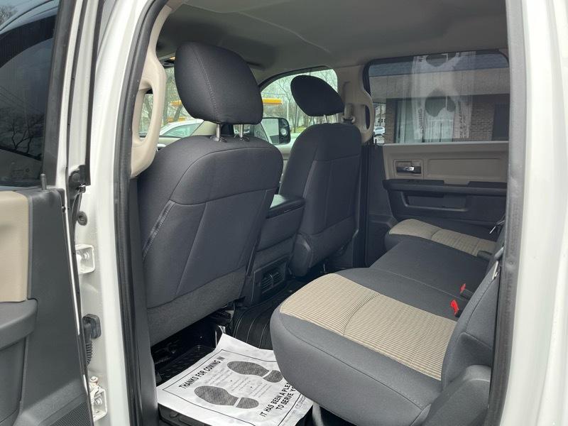 RAM 2500 SLT Crew Cab SWB 4WD 2012