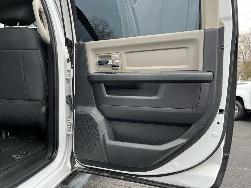 RAM 2500 SLT Crew Cab SWB 4WD 2012