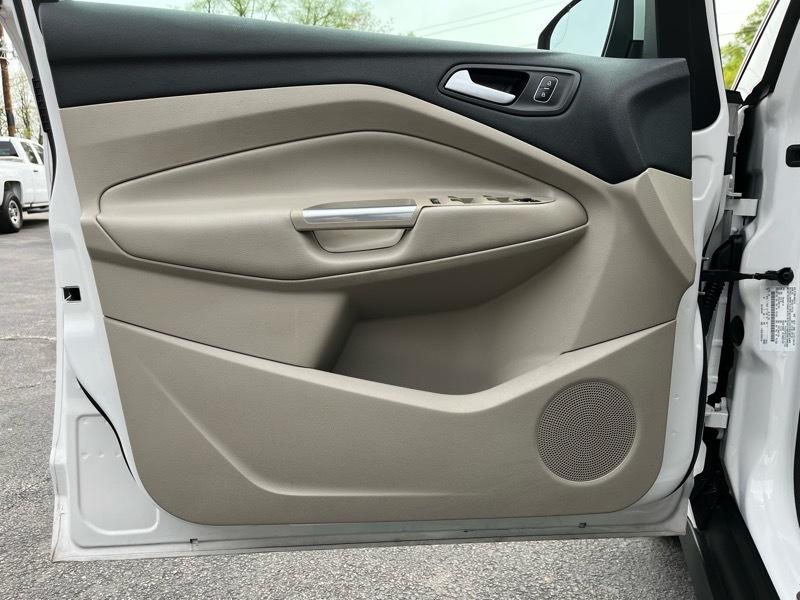 Ford C-Max Hybrid SE 2017