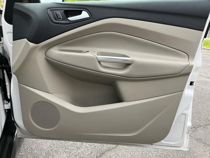 Ford C-Max Hybrid SE 2017