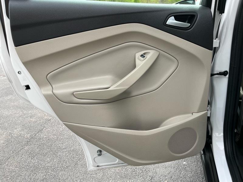 Ford C-Max Hybrid SE 2017