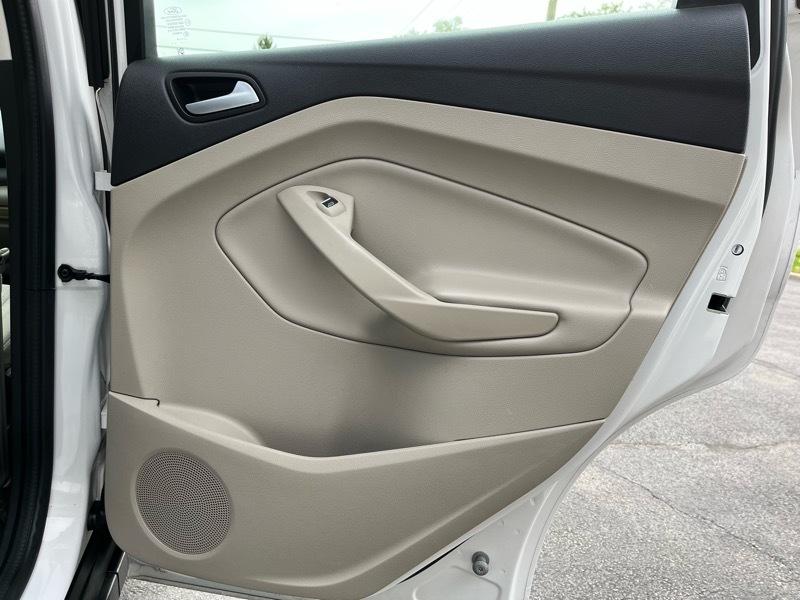 Ford C-Max Hybrid SE 2017