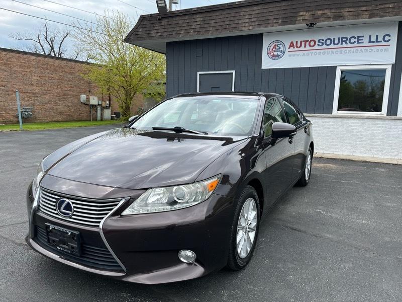 Lexus ES 300h Sedan 2013