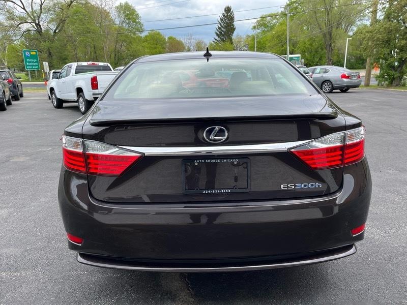 Lexus ES 300h Sedan 2013
