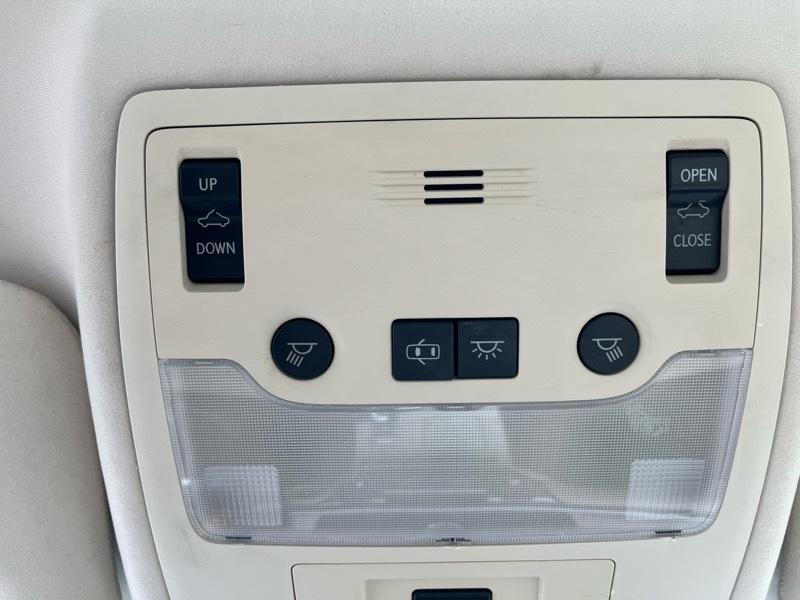 Lexus ES 300h Sedan 2013