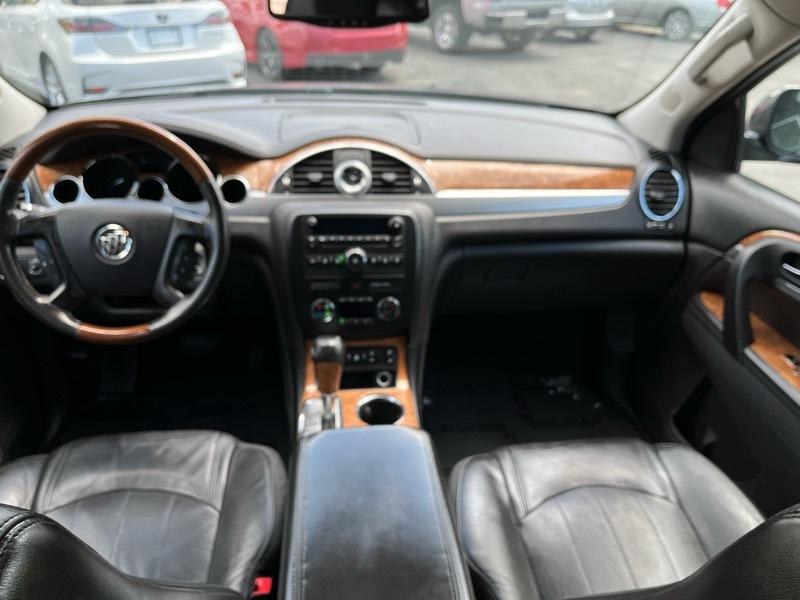 Buick Enclave Leather 4D SUV AWD 2012