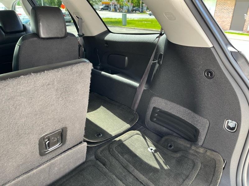 Buick Enclave Leather 4D SUV AWD 2012