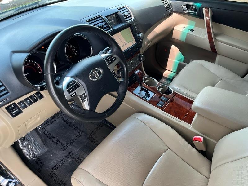 Toyota Highlander Limited 4WD 2012