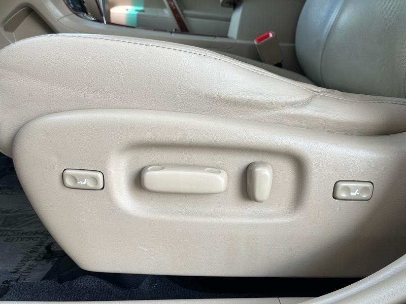 Toyota Highlander Limited 4WD 2012
