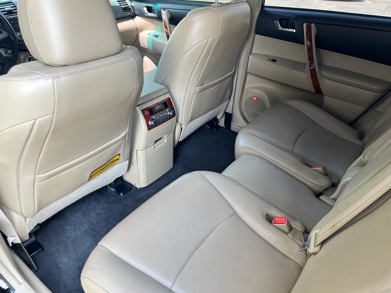 Toyota Highlander Limited 4WD 2012