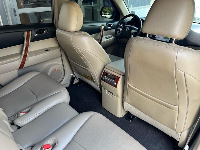 Toyota Highlander Limited 4WD 2012