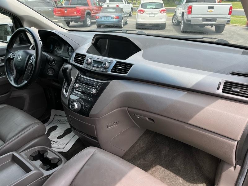 Honda Odyssey Touring 2012