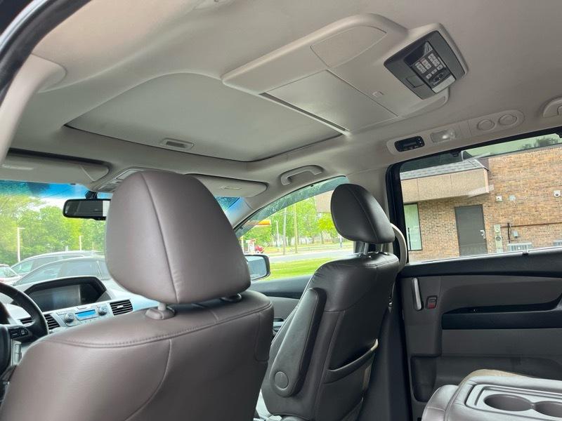Honda Odyssey Touring 2012