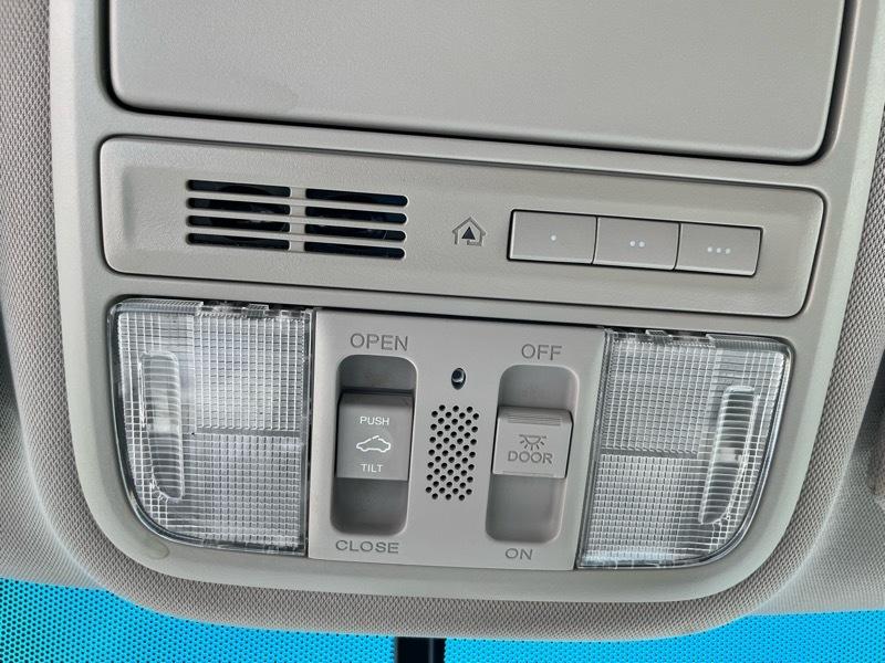 Honda Odyssey Touring 2012