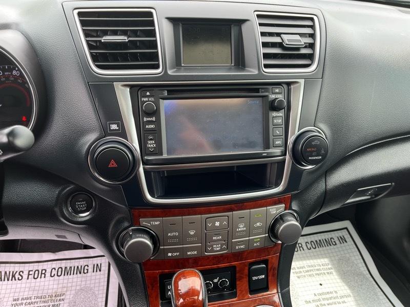 Toyota Highlander Limited 4WD 2013