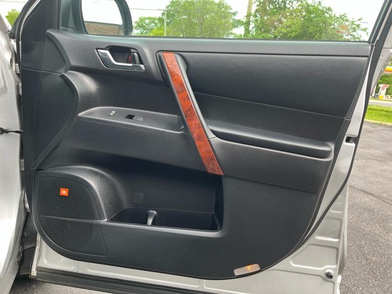 Toyota Highlander Limited 4WD 2013