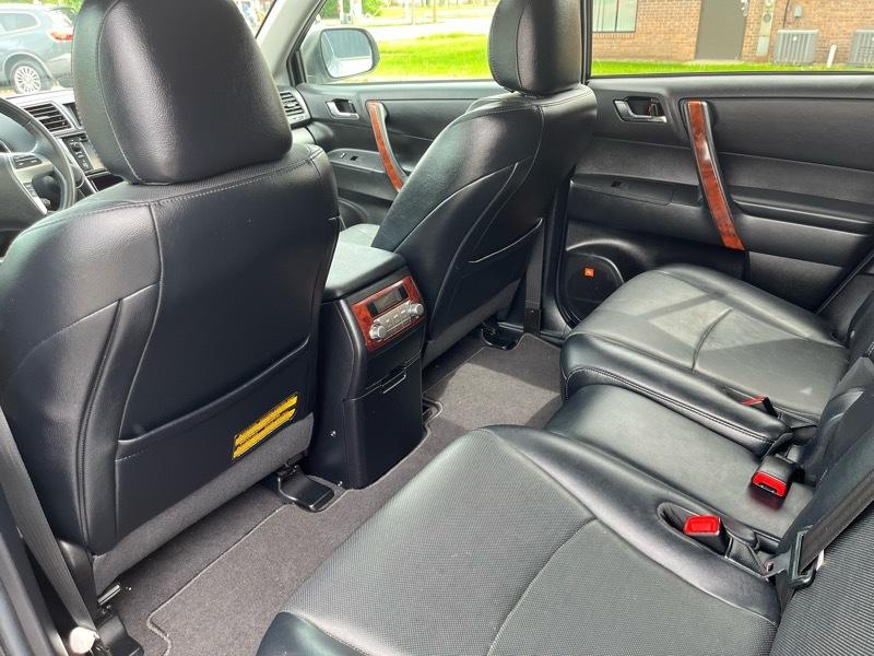 Toyota Highlander Limited 4WD 2013