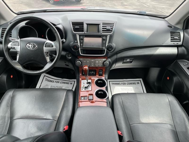 Toyota Highlander Limited 4WD 2013