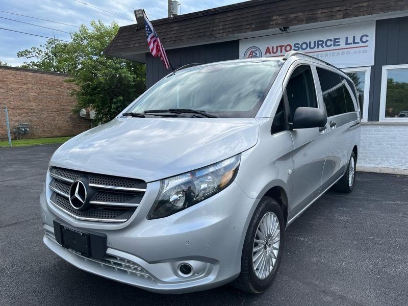 Mercedes-Benz Metris Passenger Van 2019