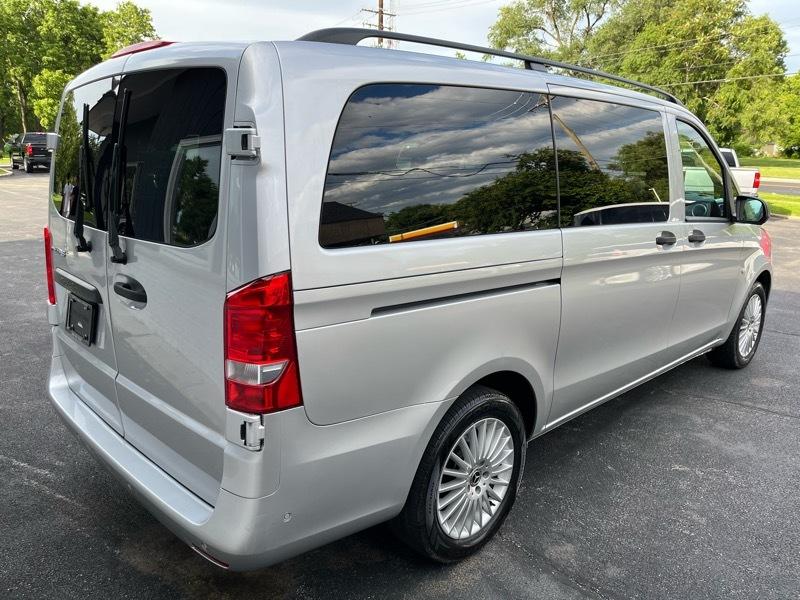 Mercedes-Benz Metris Passenger Van 2019