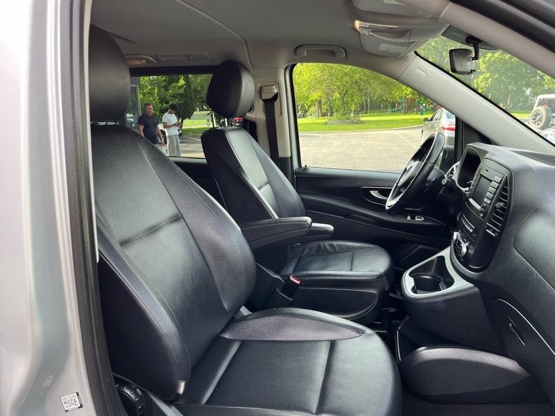 Mercedes-Benz Metris Passenger Van 2019