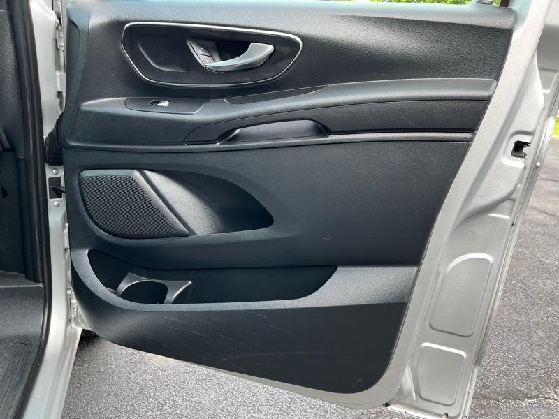 Mercedes-Benz Metris Passenger Van 2019