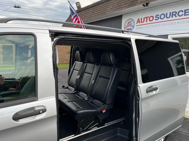Mercedes-Benz Metris Passenger Van 2019