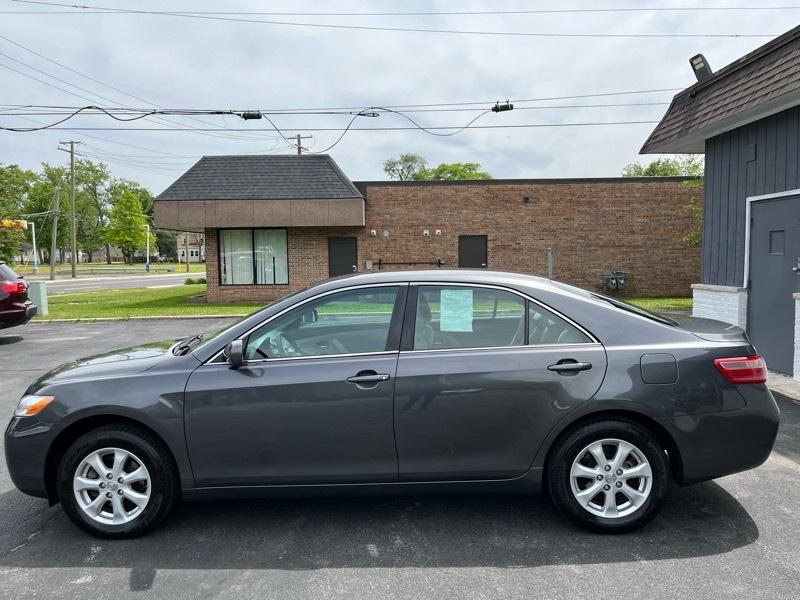 Toyota Camry XLE 5-Spd AT 2009