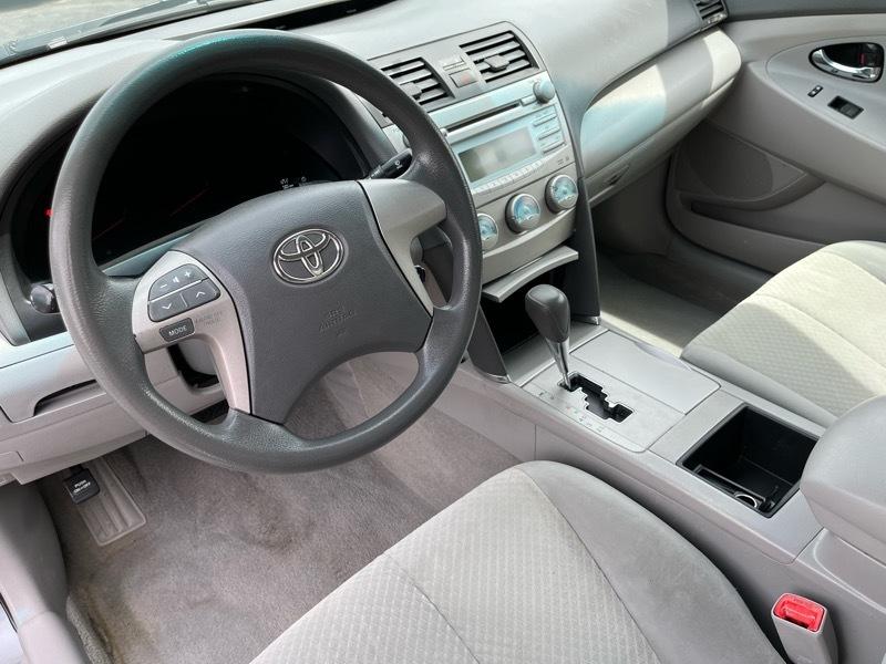Toyota Camry XLE 5-Spd AT 2009