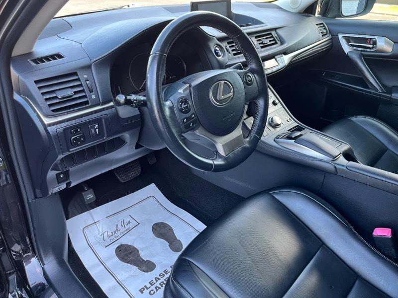 Lexus CT 200h Base 2014