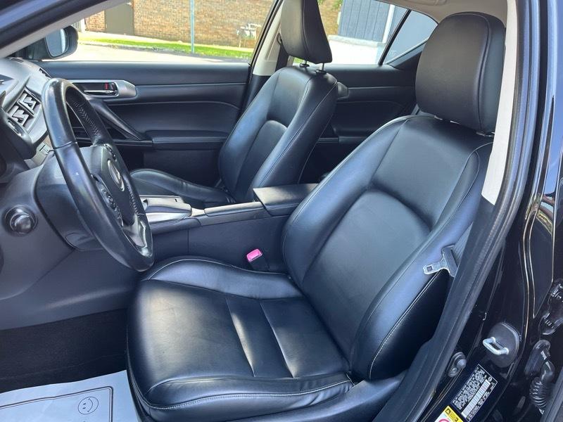 Lexus CT 200h Base 2014