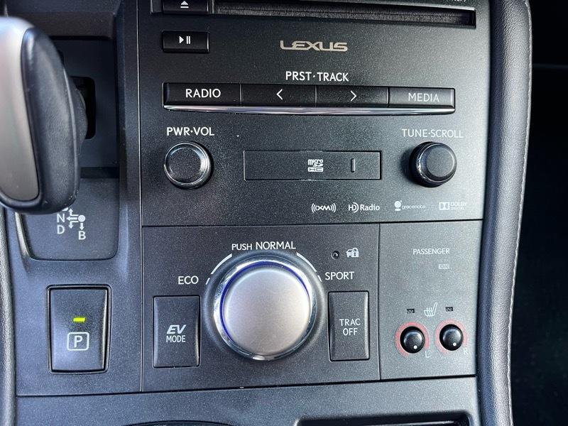 Lexus CT 200h Base 2014