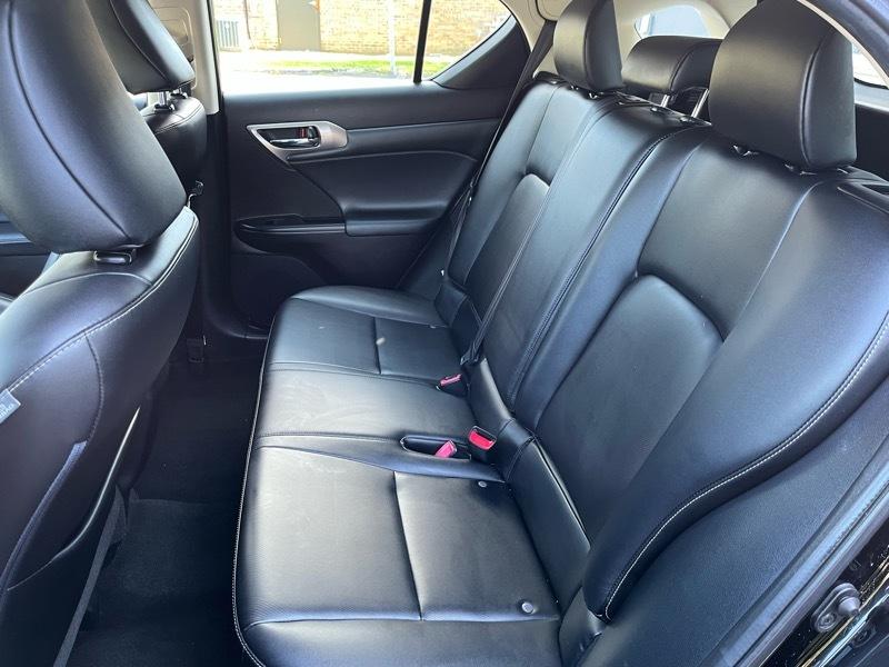 Lexus CT 200h Base 2014