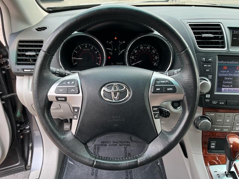 Toyota Highlander Limited 4WD 2012