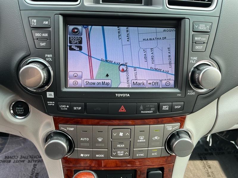 Toyota Highlander Limited 4WD 2012