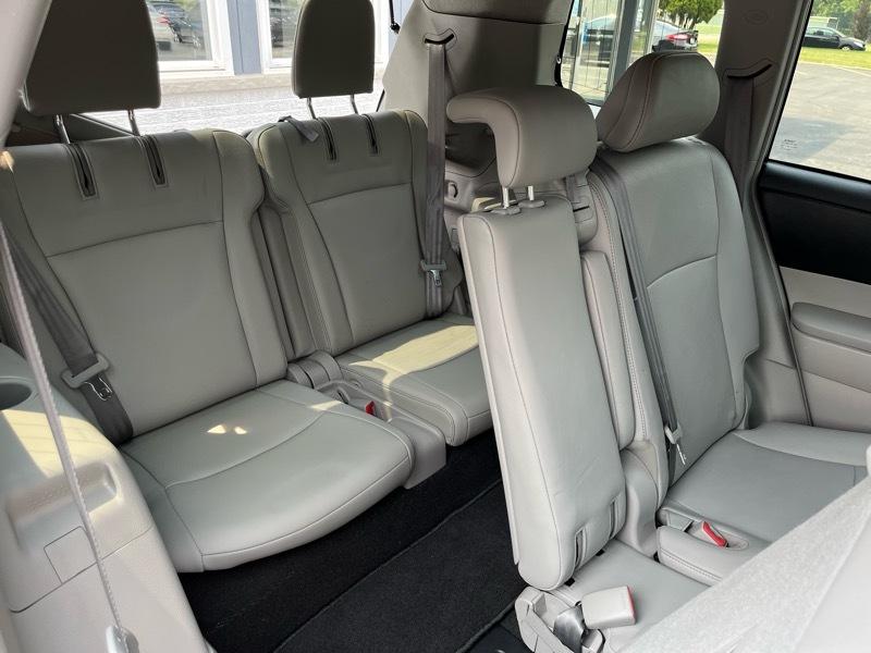 Toyota Highlander Limited 4WD 2012