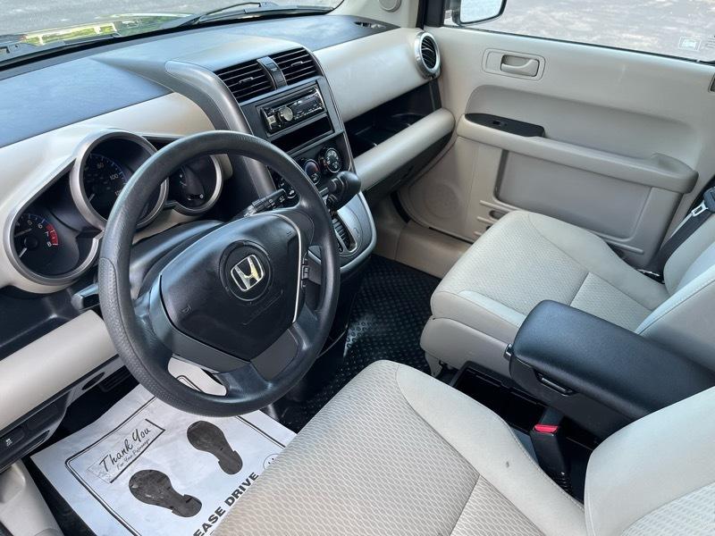 Honda Element LX 4WD AT 2010