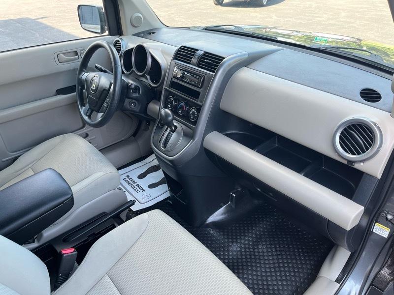 Honda Element LX 4WD AT 2010