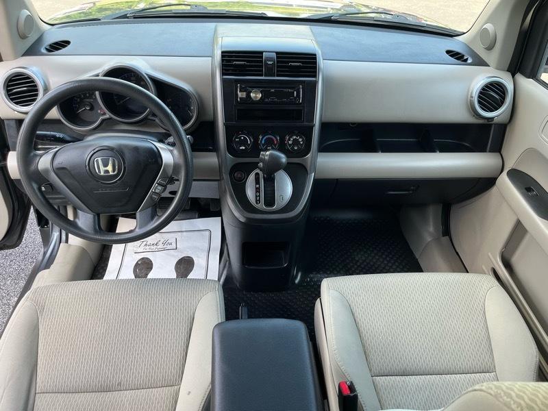 Honda Element LX 4WD AT 2010