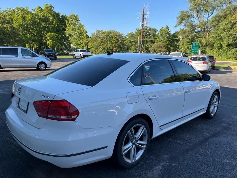 Volkswagen Passat TDI SE 6A w/ Sunroof 2015