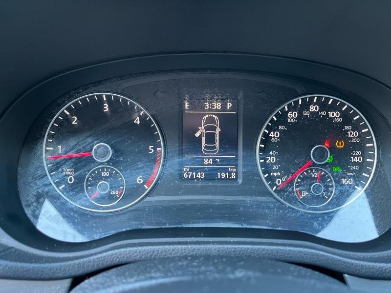 Volkswagen Passat TDI SE 6A w/ Sunroof 2015