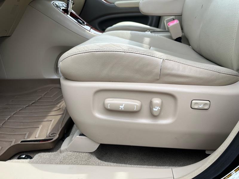 Toyota Highlander Limited V6 4WD 2007