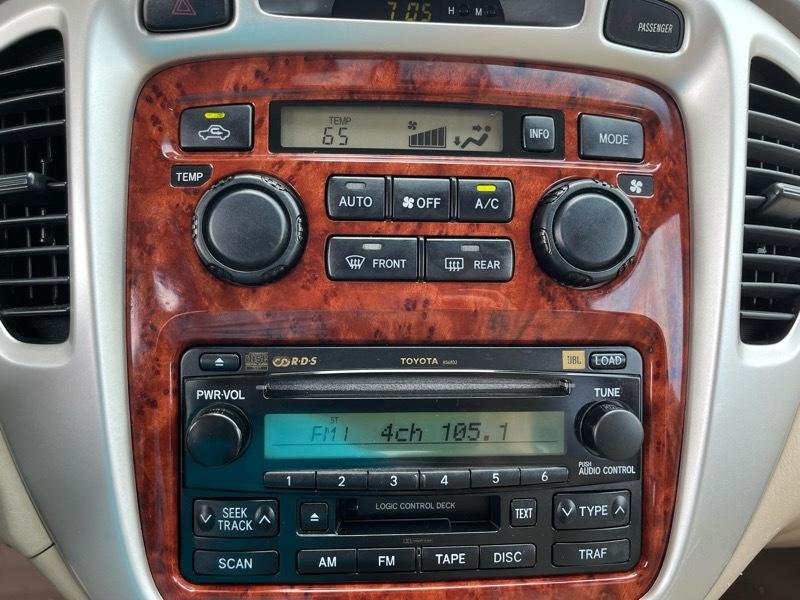 Toyota Highlander Limited V6 4WD 2007