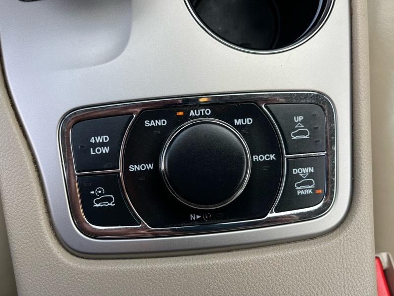 Jeep Grand Cherokee Overland 4WD 2015