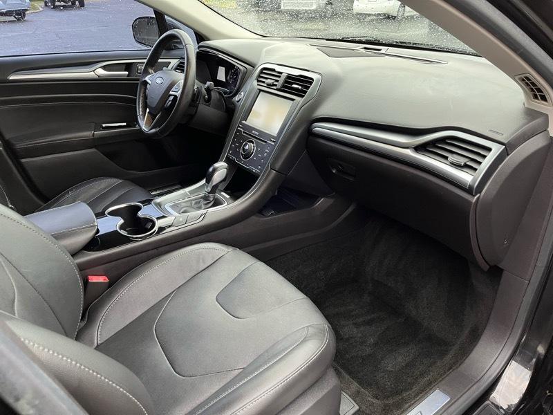 Ford Fusion Titanium AWD 2015