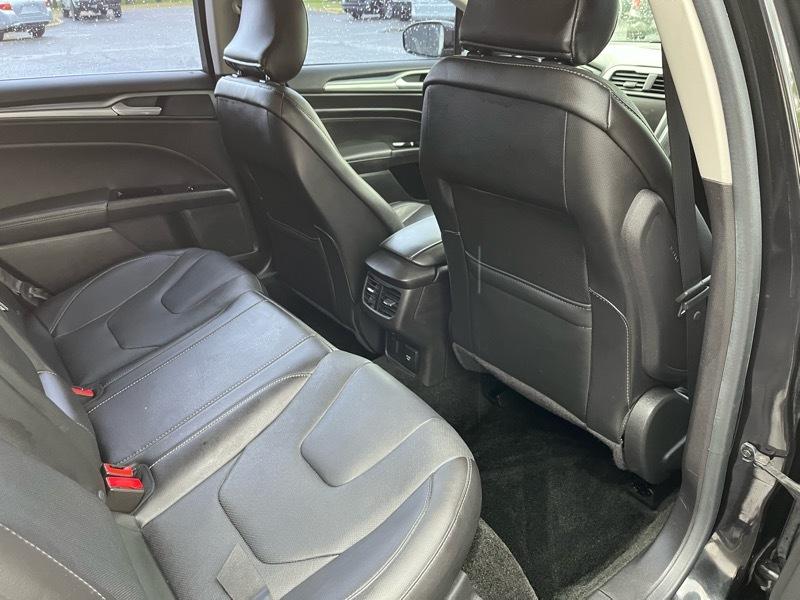 Ford Fusion Titanium AWD 2015